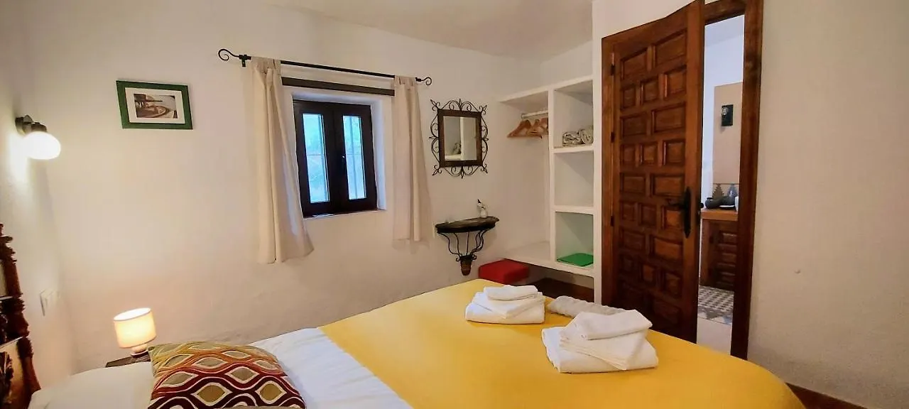 Homestay Finca La Meica Bed&Breakfast Casabermeja