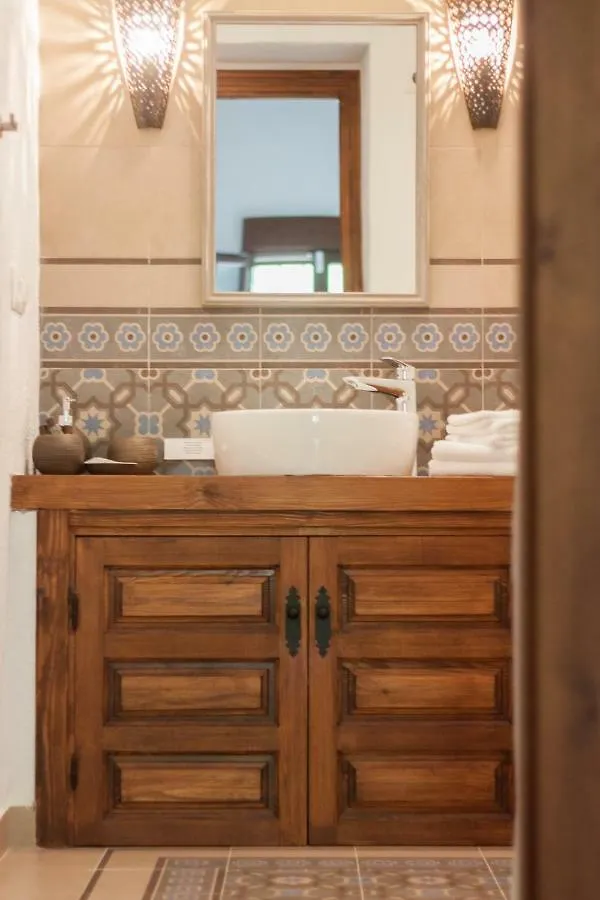 Homestay Finca La Meica Bed&Breakfast Casabermeja